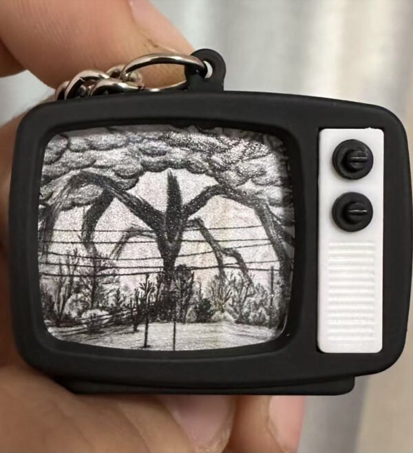 Stranger Things—— Creative Small TV Shape Keychain Pendant with light and sound