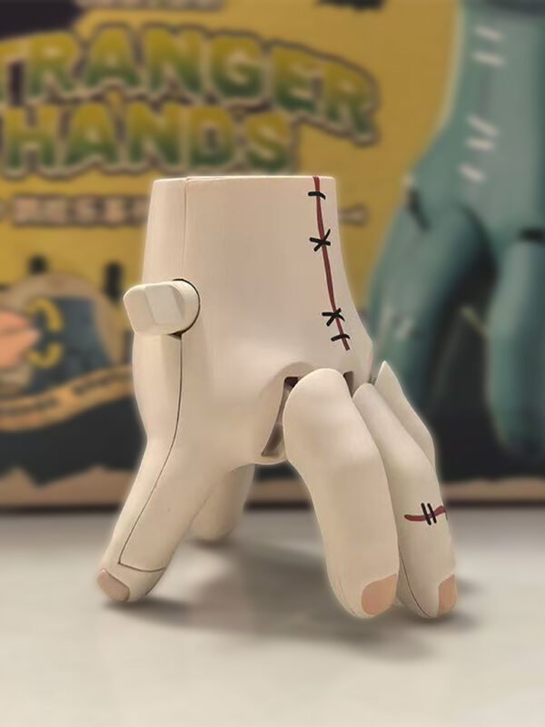 Wednesday Adams - robotic hand model (movable joints)